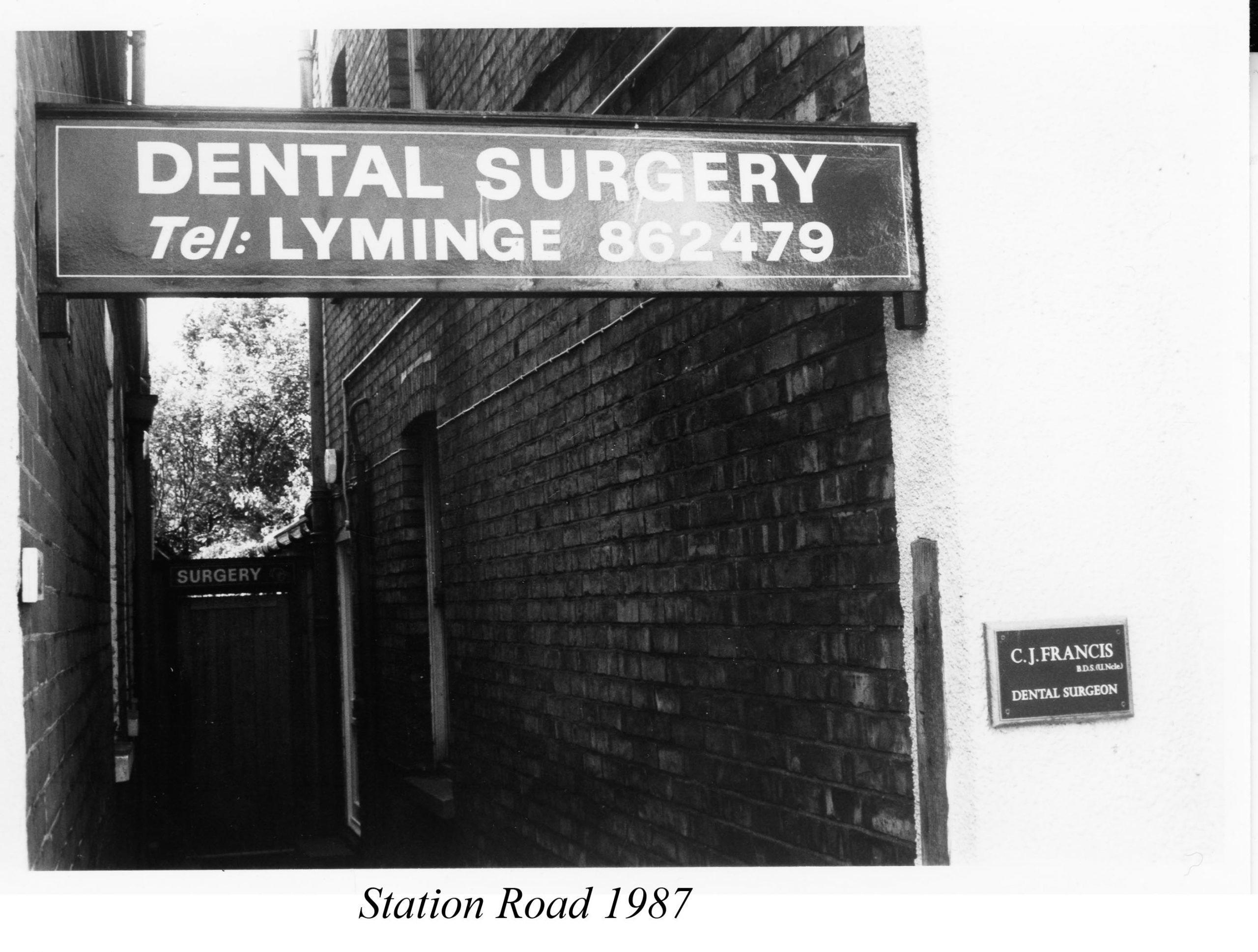 Dental Surgery 1987 Station Road